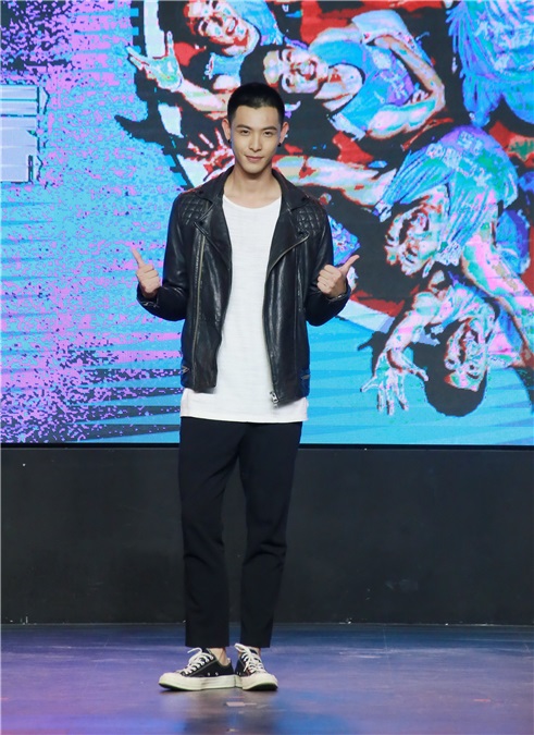 SpeXial宏正、晨翔、毛弟出席爱奇艺《HIGH5 制霸青春》首映