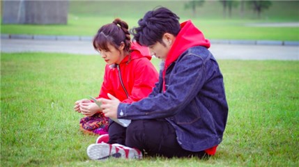 高晓攀与悦悦谈心