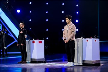杨易和森海渡在比赛前