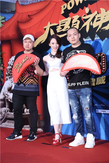 电影《大显神威》首映会 黄子佼、猪哥亮等出席