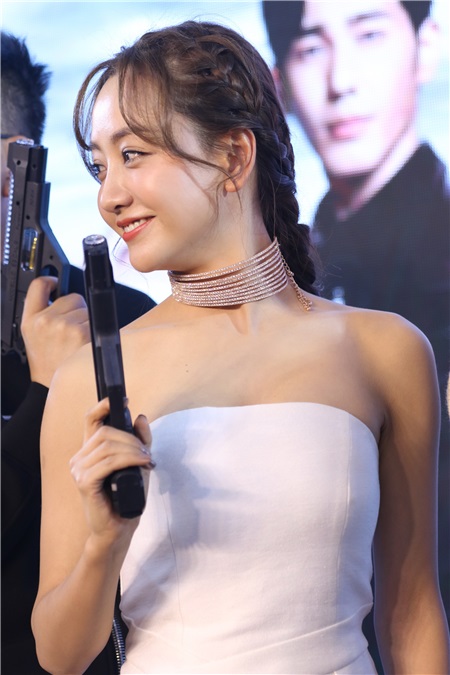 《美人为馅》庆功宣布第三季双十二上线 于正承诺破30亿将拍「甜宠屠狗」番外