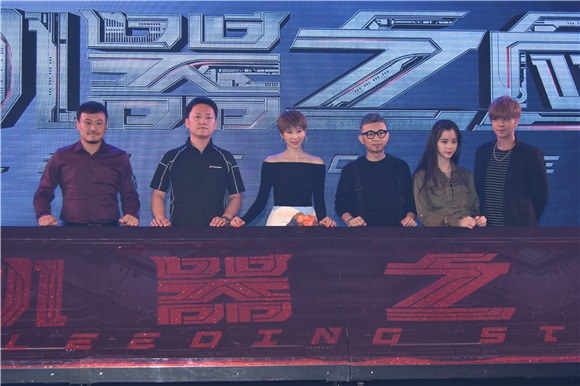 罗志祥首演人类挑战大 拍摄危险戏份均亲上阵