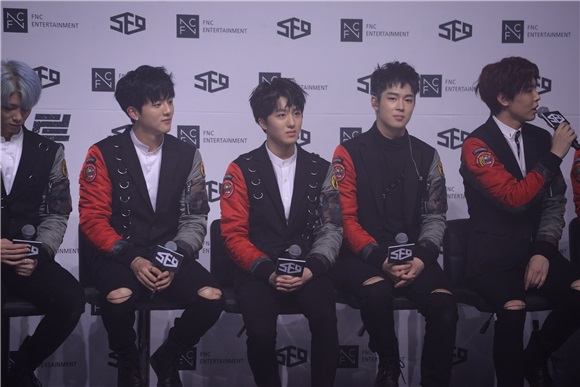 SF9举办回归ShowCase