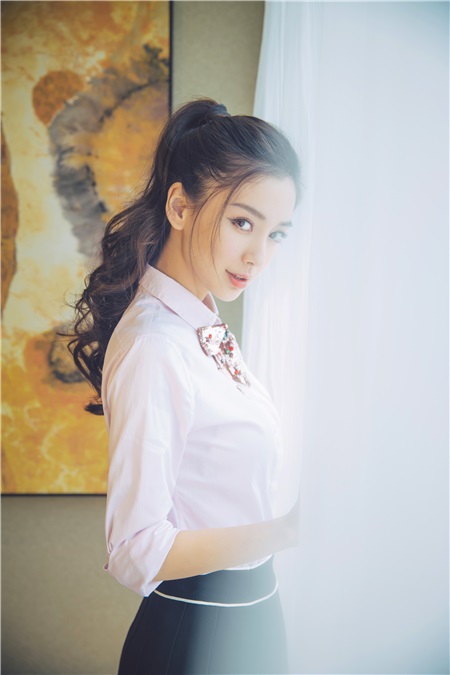 Angelababy少女力Max 与井柏然现场互撩