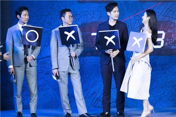 《惊天大逆转》全球首映 悬疑动作片新标杆领跑暑期档