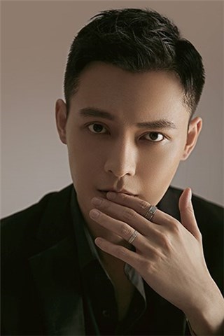 “透明先生”冯铭潮：作为演员，我只是不想活得那麽累