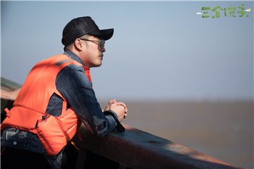 陈赫帅气出海