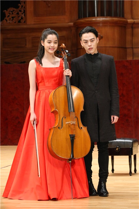 欧阳娜娜、江天霖出演214相信爱音乐演奏会