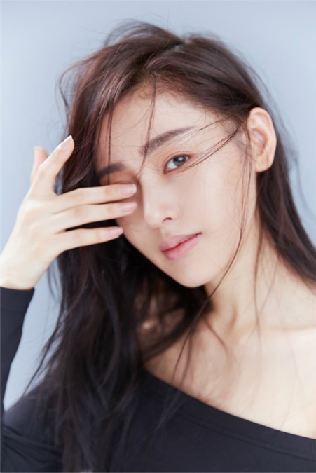 郭碧婷杨洋张天爱领衔荧幕上下「撩」力无极限的绝世大总攻们