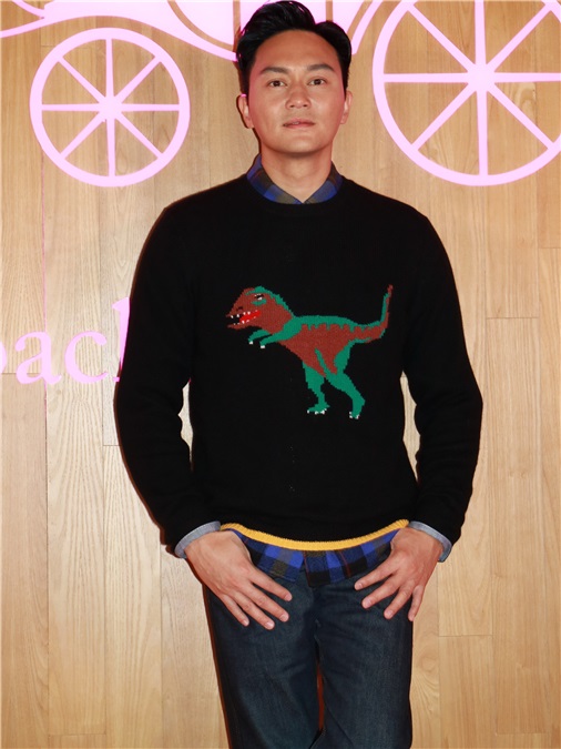 郑秀文、张智霖等出席「COACH 75周年限定店开幕礼」