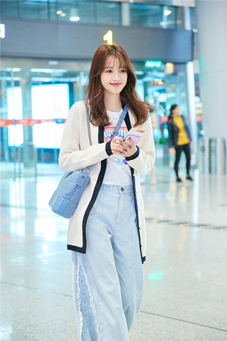 学郑爽宋茜杨紫孙怡梳空气刘海 get春日清新风秒变美少女