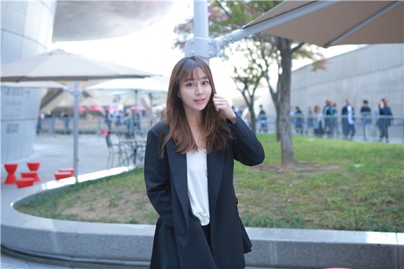 〈Yes 首尔现场〉首尔时装周设计师时装秀 现场众星云集
