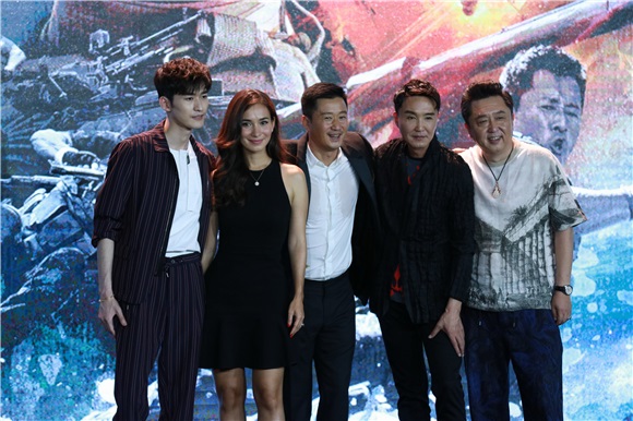 《战狼2》开吐槽大会 吴刚直指吴京「蹭热度」