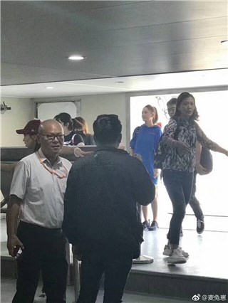 应采儿哄陈小春买菜