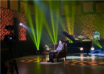 王力宏回归《天赐的声音》第六期，“云录制”模式期待感十足