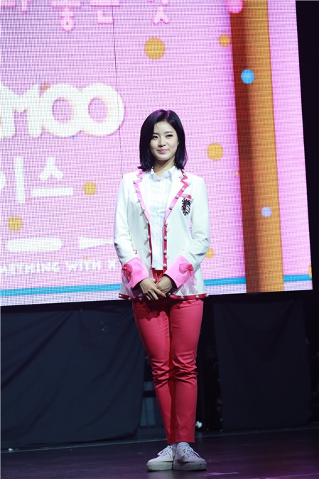 女团SONAMOO29日上午在首尔麻浦区举行第三张迷你专辑发行纪念《Showcase》
