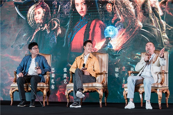 陈伟霆为了拍电影吃羊肉 笑称:回去要吃方便面