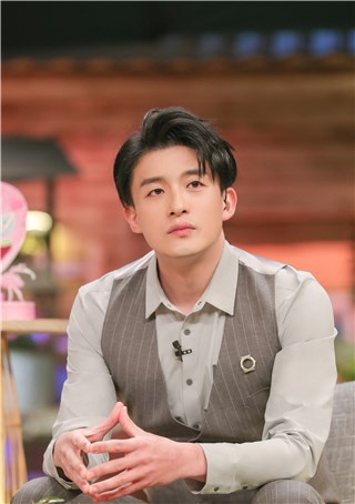 孙艺洲《喜欢你我也是2》狂吃橘子 推理黑洞引爆笑