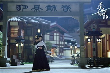 关晓彤宋威龙多坎坷 《凤囚凰》三观超正霸气圈粉
