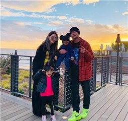 昆凌公开育儿守则!自曝控制慾超强！「没做到会焦虑」安全感不足
