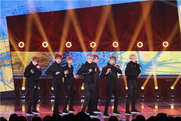 SBS电视台音乐节目《The Show》 直播组合J-Min 、Two X 等出演