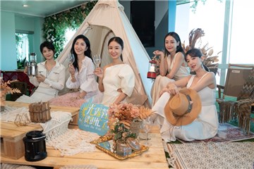 《光露营就很忙了》 制作人林心如首度跨足露营综艺  杨谨华走入野外不怕饿只担心没收讯