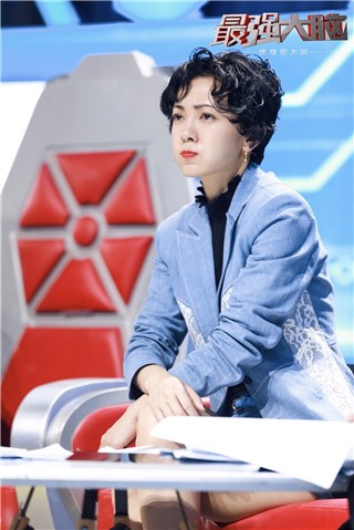 郭采洁被小选手圈粉
