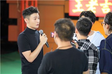 李荣浩看好阿力普