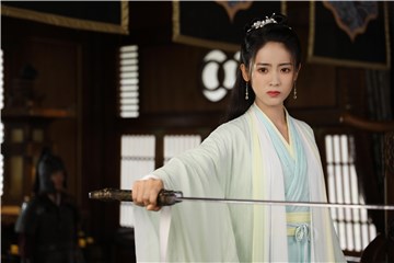 邢菲《明月曾照江东寒》收官 演绎皮系侠女的江湖成长史