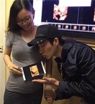 喜迎第二胎!王力宏停工2个月 爱妻王靓蕾微博晒天伦照