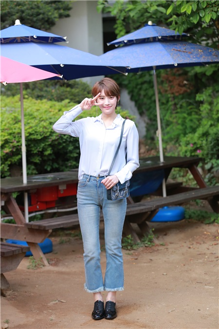 李玹雨、JOY、朴秀荣、李廷镇、李瑞元等出席电视剧《她爱上了我的谎》终映宴