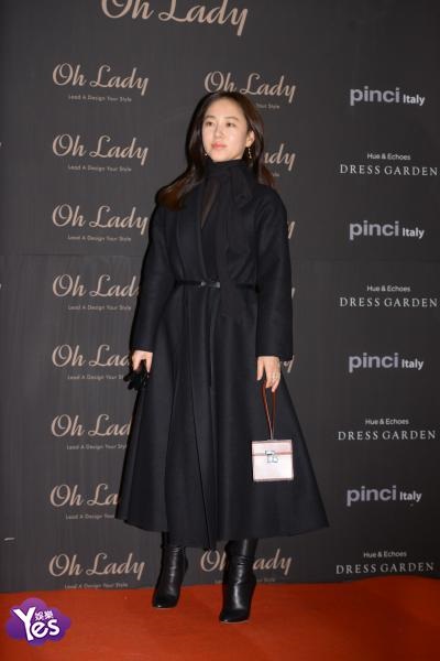 在熙、李珉廷、李贞贤等出席某品牌活动 