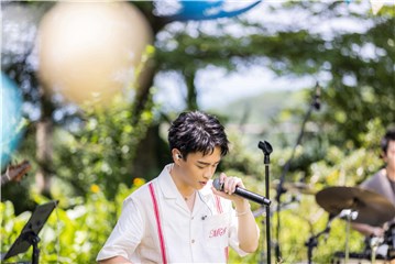 最神秘全能怪物新人告古锥 PONY5IBE亲和力强 神秘破功