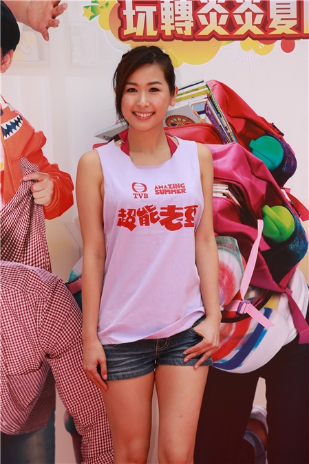 陈智燊及黄智雯等出席无綫剧集《超能老豆》进行宣传
