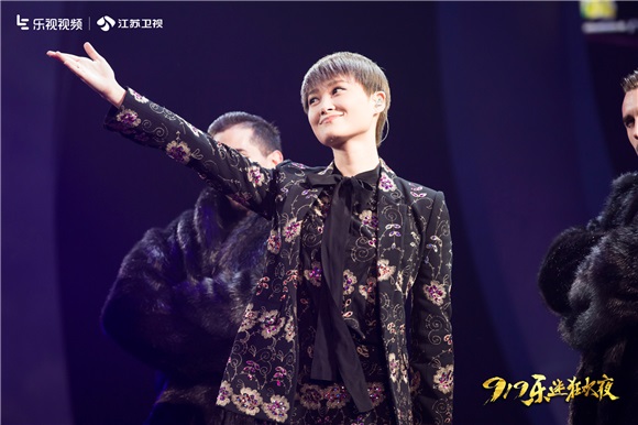 标题一:乐视视频919乐迷狂欢夜 明星奥运健儿同框high翻天