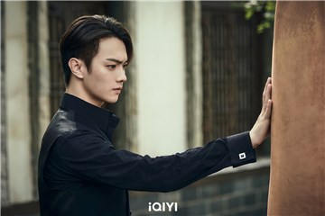 民国最帅费洛蒙许凯《迷航崑仑墟》也发糖 60秒深吻金马新人