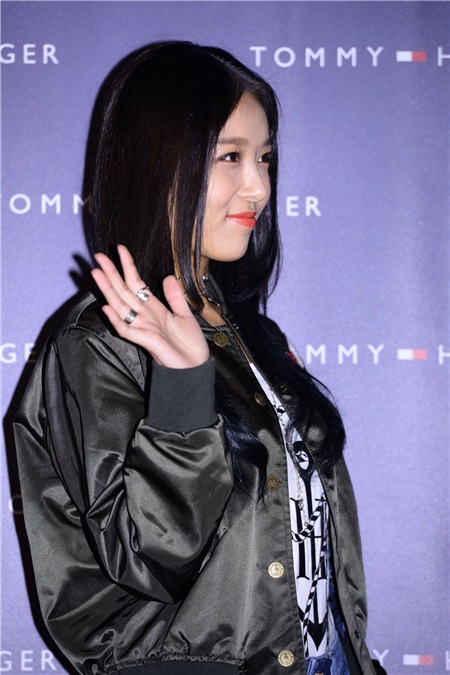 孙太英、婑斌、Yura、Vivian出席品牌活动