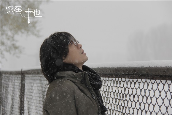 《识色,幸也》曝范逸臣制作特辑 友情与爱情的选择呈现人性的赤裸