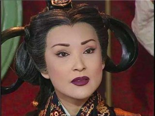 71岁「太后专业户」陈莎莉素颜近照外流　网友惊呆：根本没有老