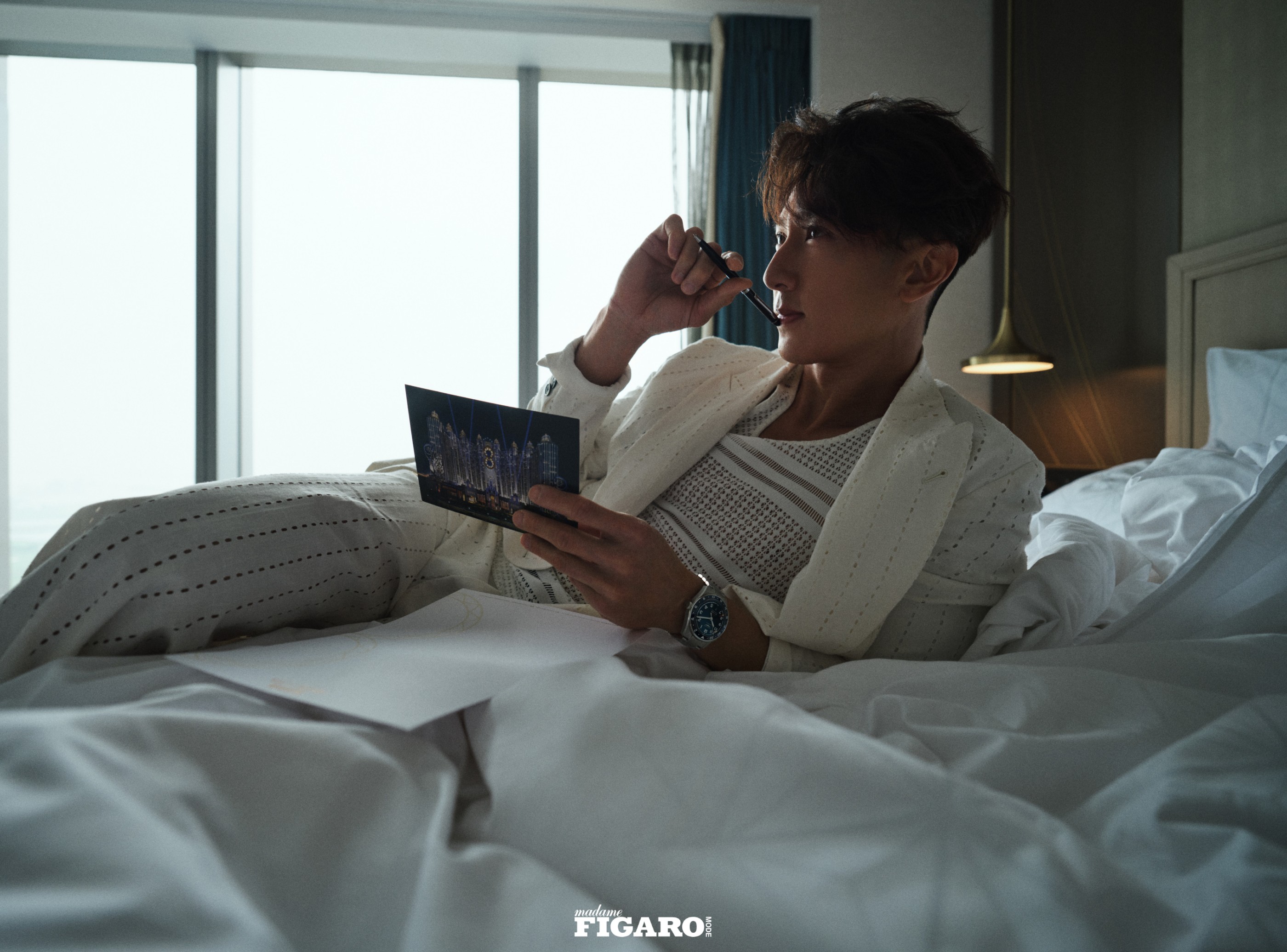 吴尊费加罗六月刊封面来袭  和孩子们一起就是最快乐的儿童节