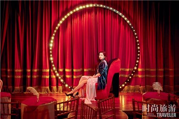 颖儿《时尚旅游》1月刊封面曝光 率性优雅尽显摩登时尚