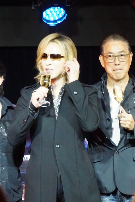 X Japan队长Yoshiki 记者会