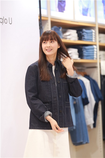 李奈映出席某品牌活动