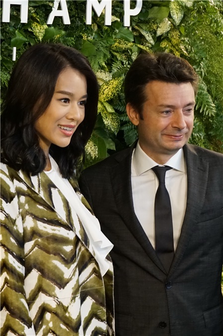 胡杏儿、吴千语、吴雨霏等出席品牌活动
