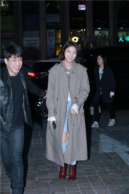 SBS电视剧《被告人》剧组举行终放宴 池晟、严基俊、少女时代成员Yuri、严贤璟等出席