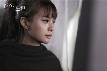 《识色，幸也》沈梦辰饰演的邝佳佳个性极具张力