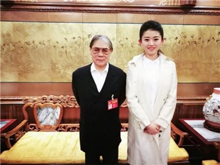 选美冠军跑两会