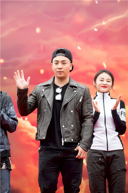 《武动乾坤》今日开机 杨洋释小龙吴尊悉数到场