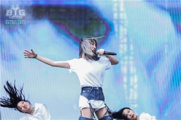 孟佳
