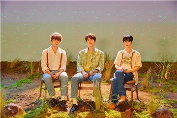 SUPER JUNIOR-K.R.Y.新专辑收录曲《星夜童话(Midnight Story)》LIVE视频将於15日公开！